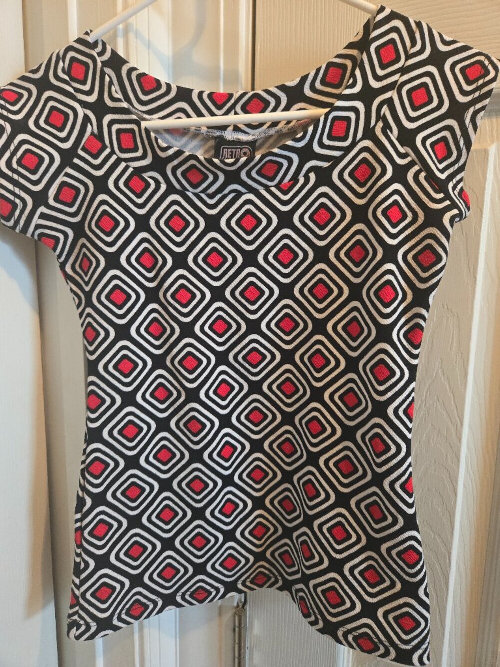 Retrolicious Black/Red geometric top, Small, EUC